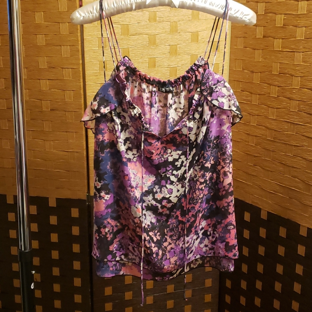 🩴💐 Express Lightweight Lined Ruffle Summer Top sz M